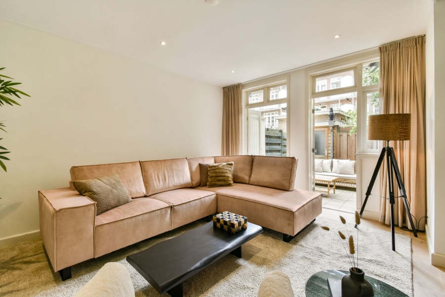 Amsterdam 
Zuid
Wonen
Ruim
Gerenoveerd
Kindvriendelijk
Tuin 
Stadionbuurt
erfpachtgrond
verhuizen
groot
luxe
