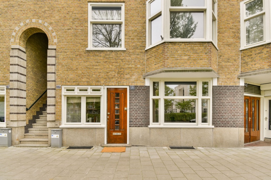 Amsterdam 
Zuid
Wonen
Ruim
Gerenoveerd
Kindvriendelijk
Tuin 
Stadionbuurt
erfpachtgrond
verhuizen
groot
luxe
