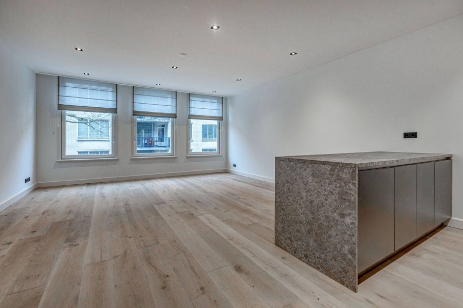 De pijp 
Gerenoveerd 
Amsterdam 
Hoogwaardig
Lift
Huren 
Centrum 